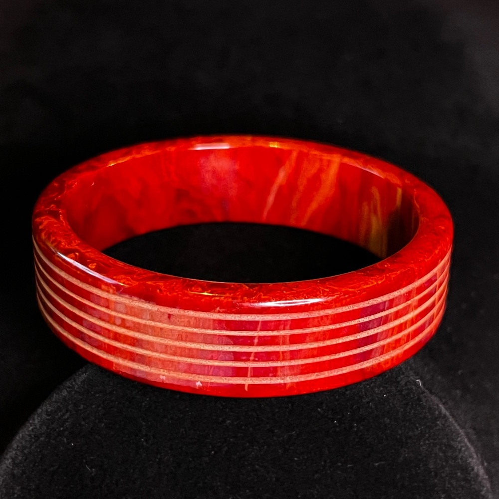 Vintage Brown Swirl Ribbed Bakelite Bracelet